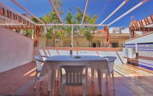 Wavefront Retreat by gms apartamentos