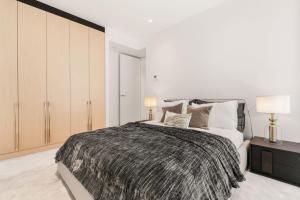 Terrace Boutique in the Heart of The Rocks