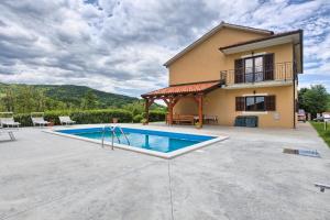 Ferienhaus mit Privatpool für 10 Personen ca 188 qm in Zarecje, Istrien Binnenland von Istrien 