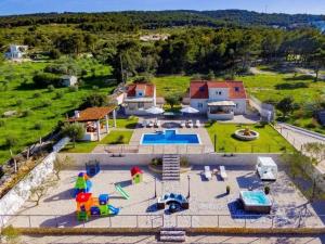 Ferienhaus für 10 Personen in Supetar, Dalmatien Mitteldalmatien