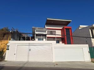 Casa de las Brujas Escazú