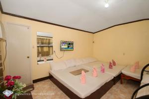 Ana Jean Lodging House