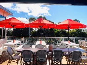 Bridport Bay Inn - Gladstone