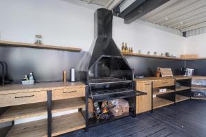 Ferienhaus mit Privatpool für 10 Personen ca 300 qm in Loborika, Istrien Südküste von Istrien