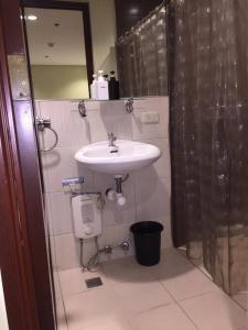 Spacious Studio Apartment B207