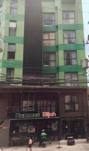 Spacious Studio Apartment B301