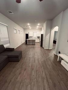 Centrally Located 3 bedroom Townhome