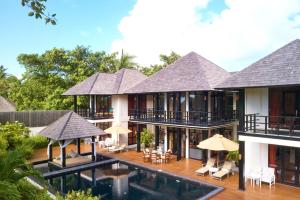 Sun Siyam Iru Fushi with Free Transfer