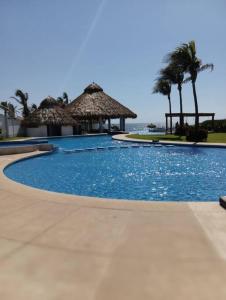 Increíble departamento Club de Playa canchas de pádel para 8 huéspedes