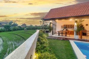 Biệt Thự 3 Phòng Ngủ (Three-Bedroom Villa)