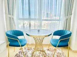 lagoon view-Entire apartment - Layyah