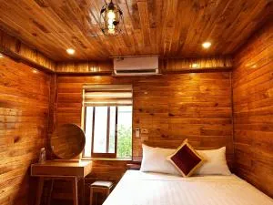 Cao Thạch Homestay - Lạc Thành