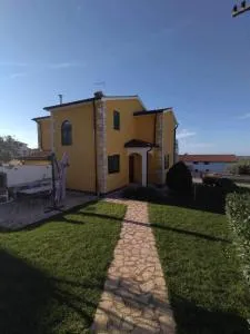 Villa Aurora - Labinci