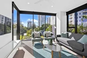 2 Bedroom Luxury in Burleigh Heads! - Miami