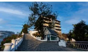 Carmel Top Munnar - Maraiyūr