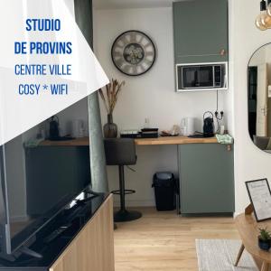 Studio - Suite rénovée de Provins - 3hvězdičkové hotely ve městě Provins
