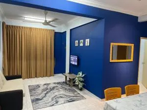 Serene Bukit Beruang Cottage 4 ROOMS FULL AIRCOND & NETFLIX by EZYROOM MELAKA - Kampong Sungai Putat