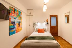 2BR Apartment at Piata Natiunilor Unite: Perfect for City Center Stays