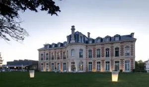 Hôtel et SPA du Château - 拉戈尔