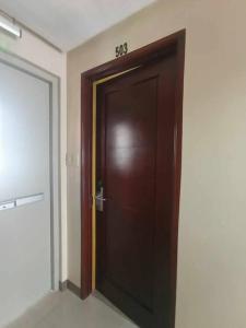 Spacious Studio Apartment B503