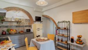 IL PRATONE 12, Emma Villas