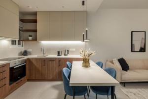 Urban Elegance 2BR Apartment in Pangrati by UPSTREET