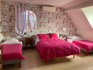 Maisons d'hotes La Noisetiere : photos des chambres