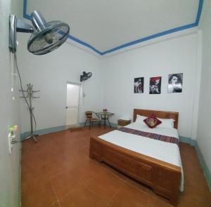 Sen Đá House