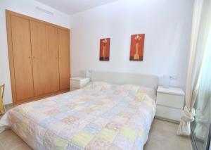 RNET - Apartment Roses Les Marines GREGAL