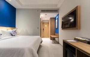 Hometel Alambagh Lucknow - A Sarovar Hotel