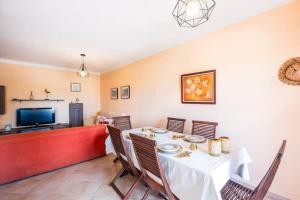 Apartment Alfarmar - pool, beach only a few minutes away