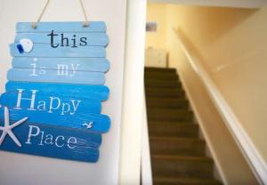 Beach Rest - Sleeps 5 great central location