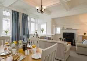 The Lookout - Beautiful sea views