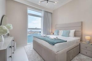 CzechinBrand NewBeachFrontPalm ViewHigh Floor