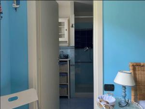 Portovenere a due passi dal mare parcheggio privato, ampio appartamento fino a 8 persone