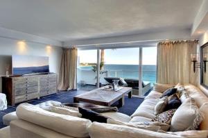 Casa Chanel - Ocean front with rooftop SPA Jacuzzi