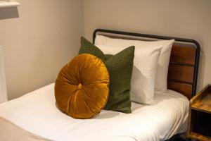 Contractor 3Bed Home in Central Cardiff Ideal for Long Stays Free On Street Parking