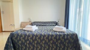 Le Due Farfalle by Ca-Sa Check