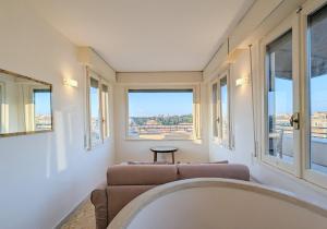 Colosseo Penthouse with 360° View Rooftop