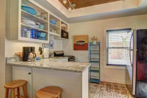 Lorna Beach Cottage at Spanish Village