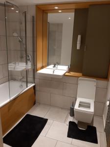 Newham - Apartment - Sleeps 2 - Great Location