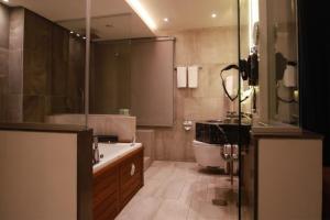 Monarch Hotel Amman