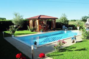 Charming villa in Umag with private pool 