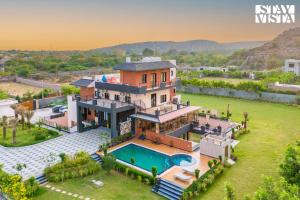 StayVistas Shivoham Farms - Mountain-View Villa with Outdoor Pool, Lawn, and Terrace