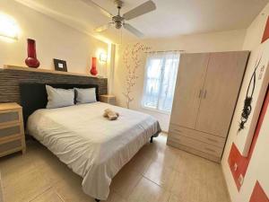 Relax and Tranquility, Sea and swimming pool