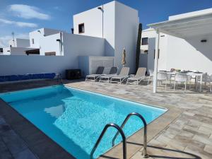 Villa Anny piscina climatizada aire acondicionado espaciosa y luminosa!