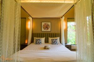 Jomo Resort