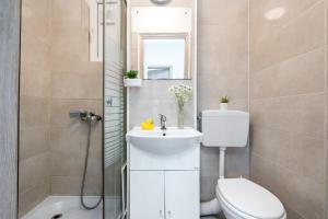 Iconic View - Sala Palatului -Top Location