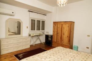 Authentic Cozy Family Home with Prime Location