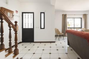 Vila Branca - V3 by HD PROPERTIES